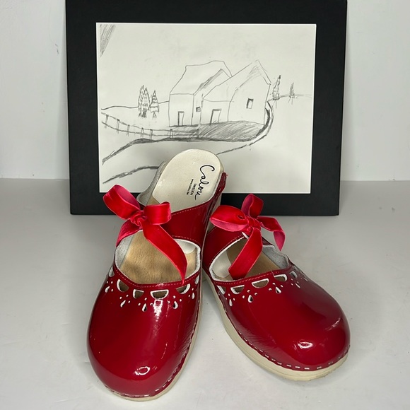 Calou Shoes - Calou Stockholm Clogs in Red patent leather Womens Size 9